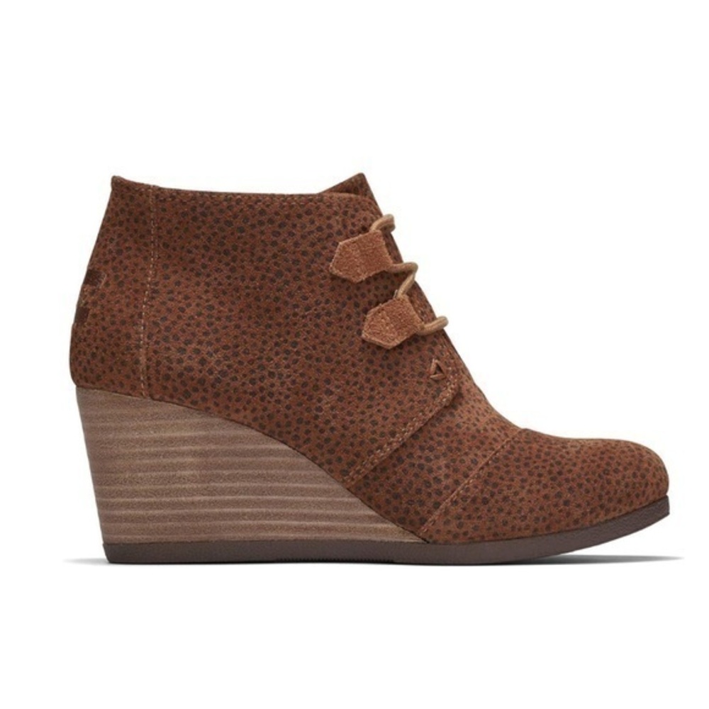 nwt TOMS Kala Wedge Bootie in Tan Mini Cheetah Suede size 8